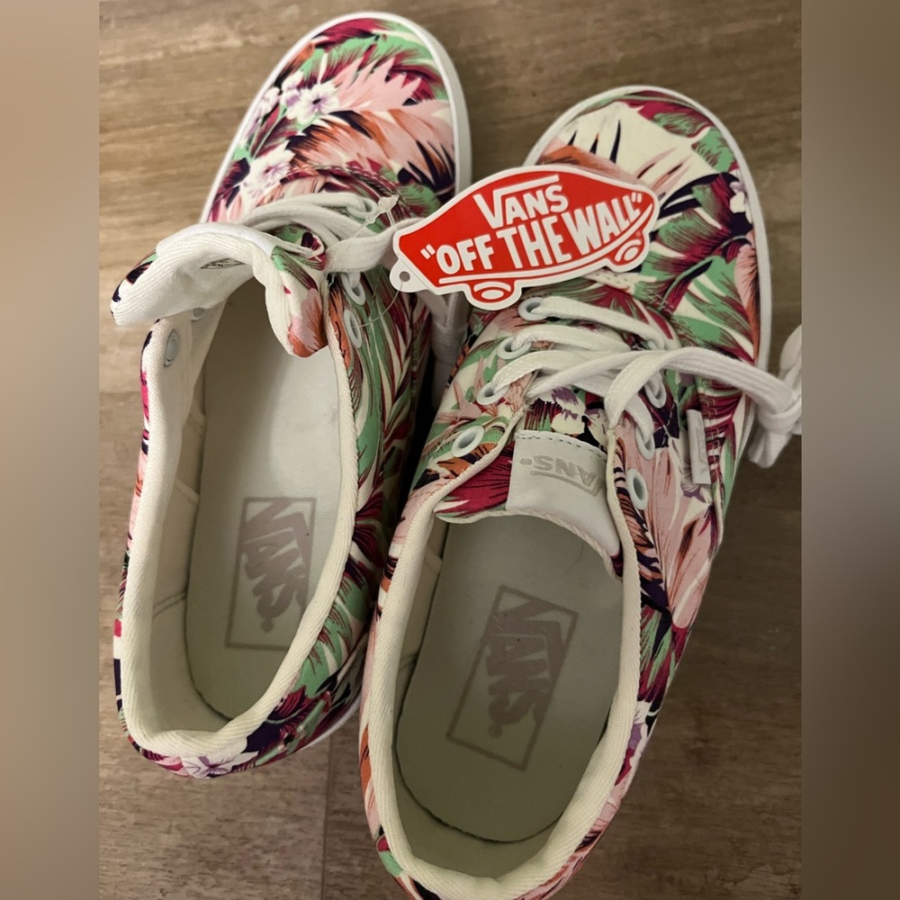 Tropical vans